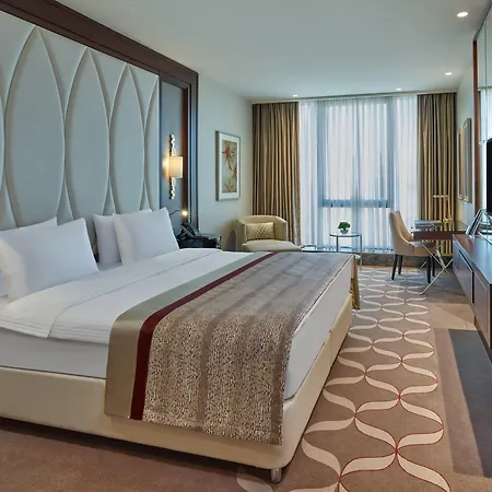 Elite World Grand Basin Ekspres Hotell 5*
