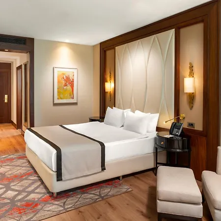 Elite World Grand Basin Ekspres Hotel 5*