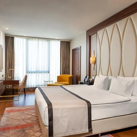 Elite World Grand Basin Ekspres Hotel 5*