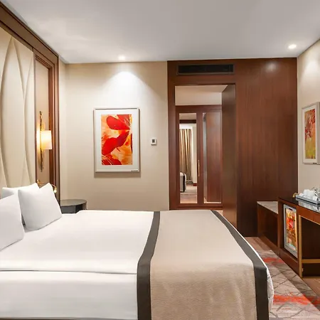 Elite World Grand Basin Ekspres Hotel
