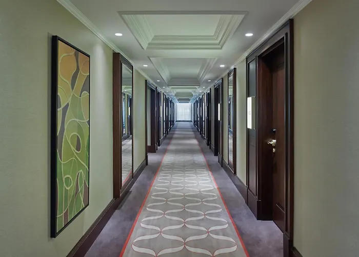 Elite World Grand Basin Ekspres