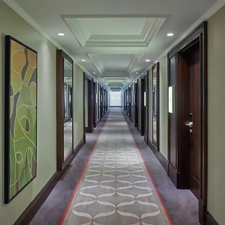 Elite World Grand Basin Ekspres