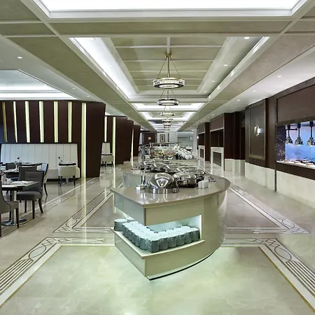 Elite World Grand Basin Ekspres Hotel 5*
