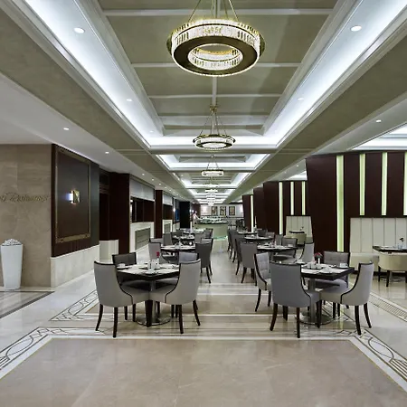 Elite World Grand Basin Ekspres