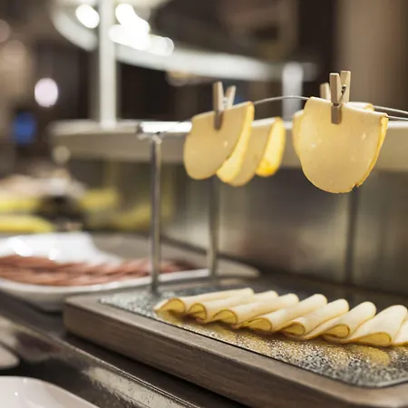 Elite World Grand Basin Ekspres 호텔 5*